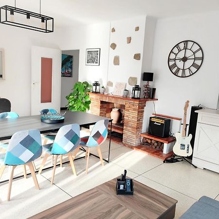 Maison Provencale Les Fourmis レ・ズィサンブル エクステリア 写真
